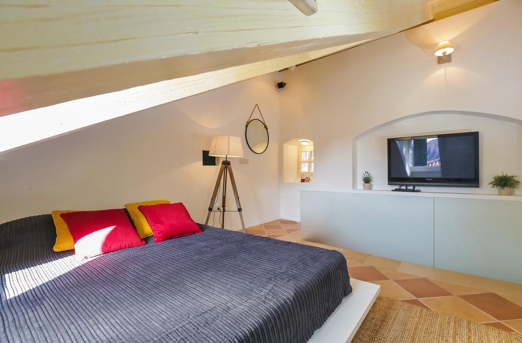 Apartment Arty Old Town By Irundo *